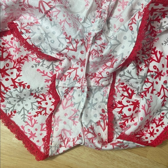 VICTORIA SECRET BUNDLE PINK ENAMEL BANGLE BRACELET and PJ BOTTOM size S BUNDLE - Picture 4 of 15